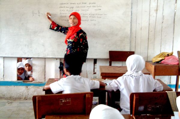 Wow .. Ternyata Guru Merangin Ogah Ditempatkan di Desa Terpencil