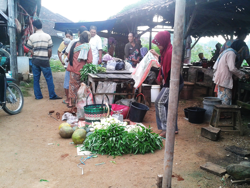 Pasar Pagi Desa Semat Jepara Masih Butuh Pengembangan