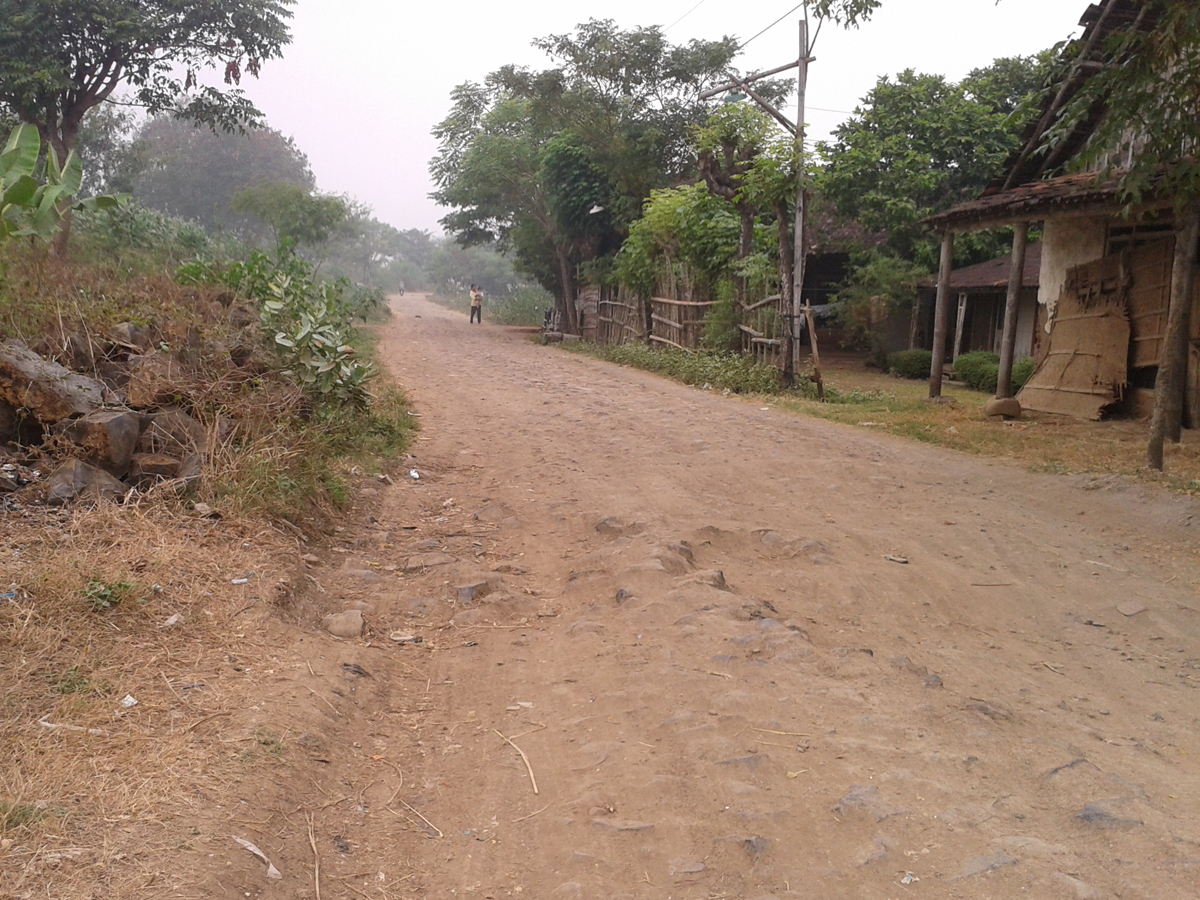 Betonisasi Jalan Raya Desa Tedunan Tahun Ini Selesai