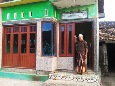 Slamet SB  , Sukses  Buka Usaha Potong Rambut