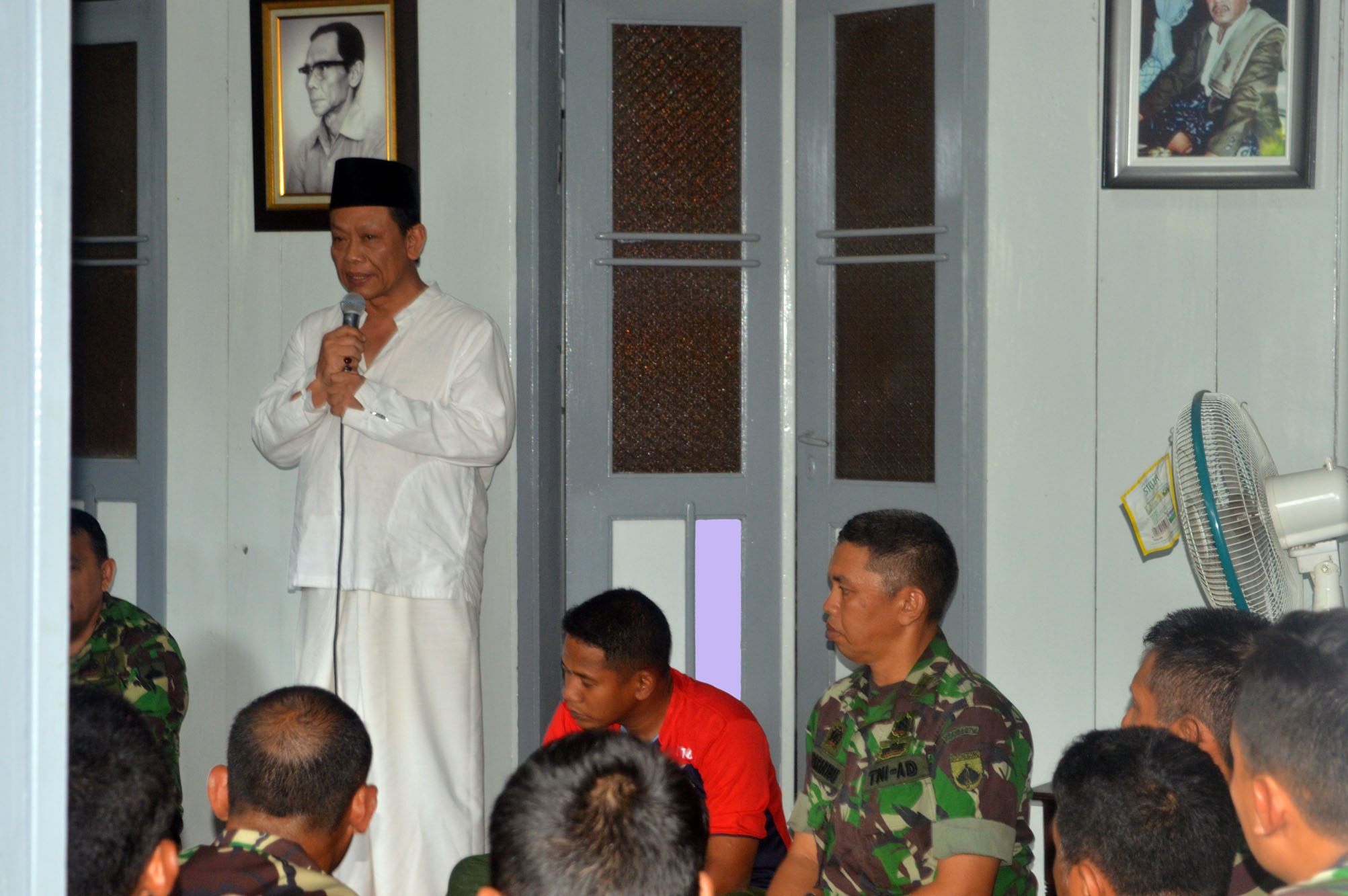 Kiai Peduli  Tentara , Gus Munif Berdoa Semoga TNI Lebih Sejahtera