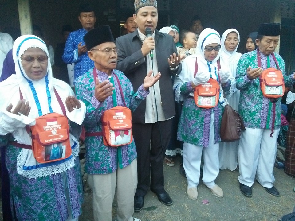 Calon Bupati Tanah Laut Kalimantan Selatan, Melepas Jamaah Haji Desa Wonosekar Kab. Demak