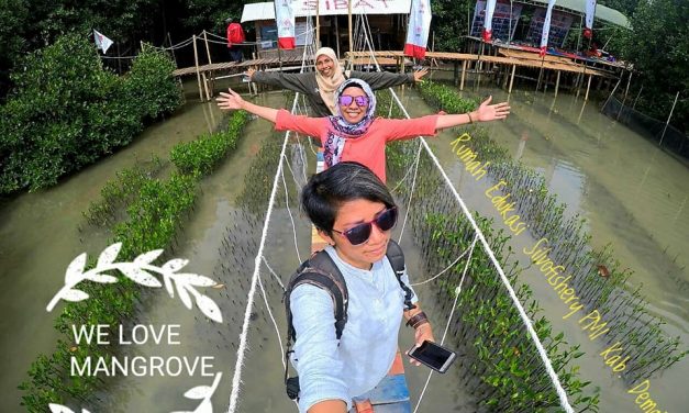 Yuk Kupatan di Reduksi Kedungmutih Demak , Ada “ Lomban “ Ke Pulau Tirangan Lho