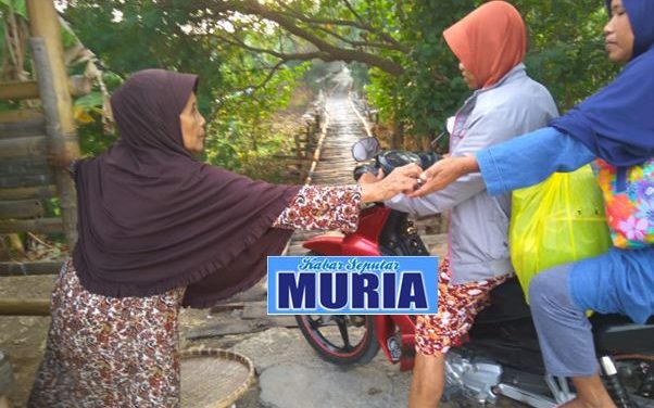 Jembatan Tol  Tedunan  – Godhang  Jepara  , Hasilnya Sehari Pernah Capai 800 ribu