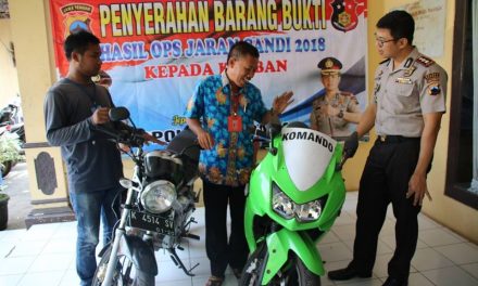 Hore !!!!!   Kapolres Jepara Serahkan Kendaraan Hasil Curian Kepada Pemilik