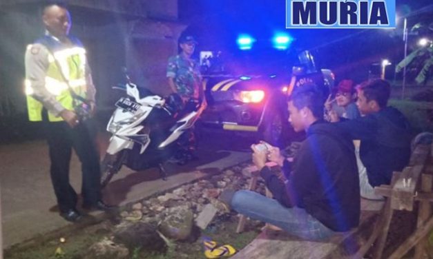 Cegah Kriminal dan Gangguan Kamtibmas , Koramil dan Polsek Patroli Malam Bersama