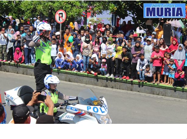 Wow !!! Meriahnya Millennial Road Safety Festival di Alun Alun Pati