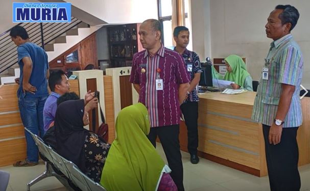 Pastikan Pelayanan Optimal, Plt Bupati Sidak ke Disdukcapil