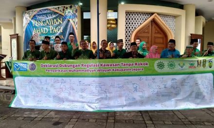 Muhammadiyah Jepara Deklarasikan Kawasan Tanpa Rokok