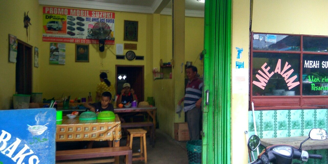 Warung Bakso ini omzetnya turun gara gara virus corona