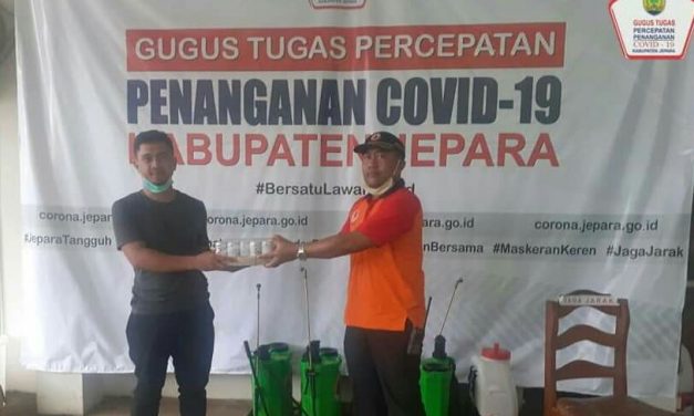 PT Kalingga Jati donasikan 5.010 kaleng susu untuk relawan dan Fasyankes di Jepara