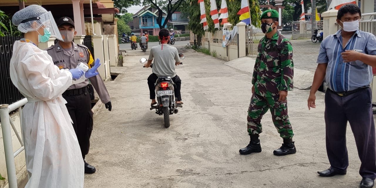 Desa Bolo Demak , Terapkan ONE GATE SYSTEM Untuk Memutus Mata Rantai Penularran COVID 19