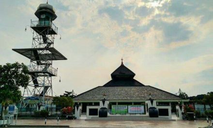 Pemberlakuan PSBT Takmir Masjid Agung Demak Hentikan Sementara Kegiatan Ibadah