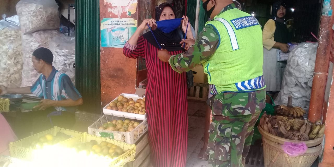 Pengunjung Pasar Pasar Bintoro Dihimbau Pakai Masker