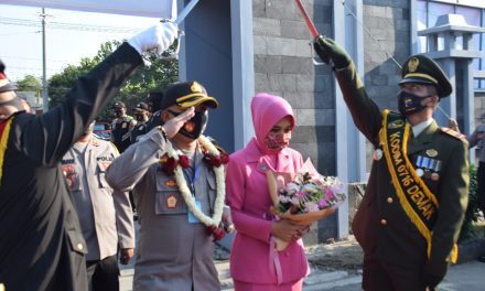 Pedang Pora Sambut Kedatangan Kapolres Demak Yang ia Baru