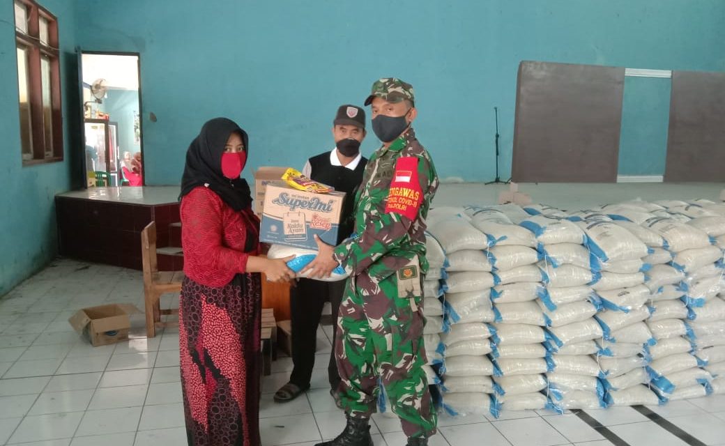 Hore !!! 307 Warga Banyumeneng Demak Terima Bansos Sembako Kabupaten