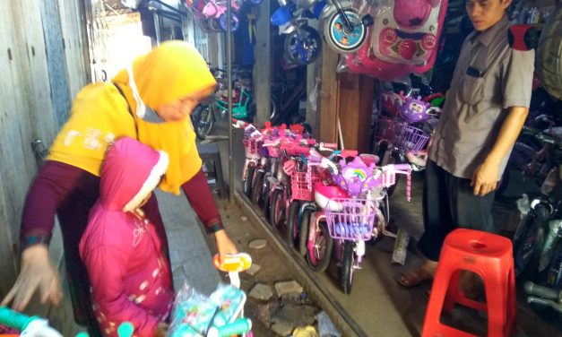 Covid 19 Pedagang Sepeda Ketiban Rejeki ,Harga Sepeda Naik dan Harus Inden