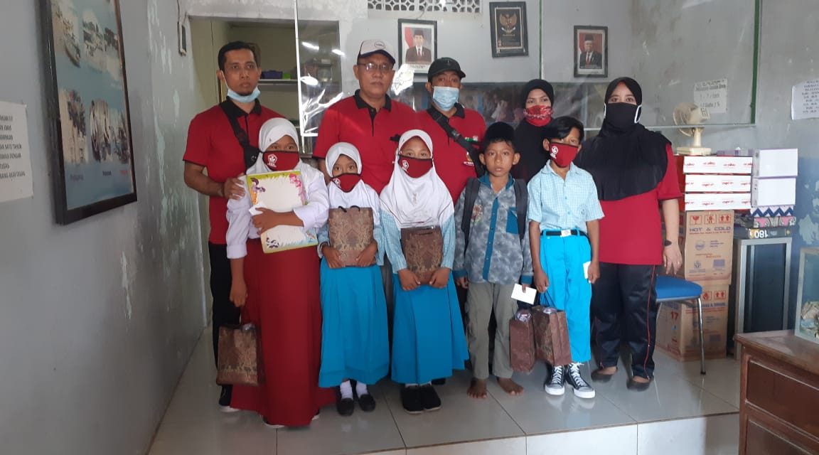 HUT KSP Margi Rahayu Kedungmutih Ke 21, Beri Bingkisan pada Anak Yatim