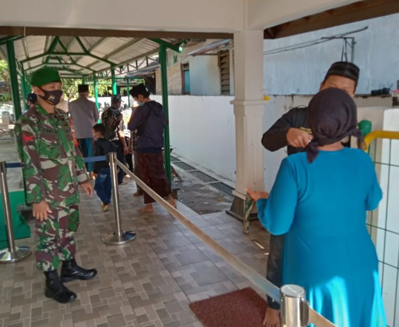 Protokol Kesehatan Diberlakukan pada Para Peziarah Di Makam Sunan Kalijaga