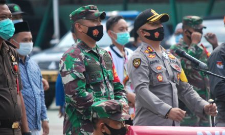 Paslon Bupati Demak Ikut Deklarasi Demak Bermasker