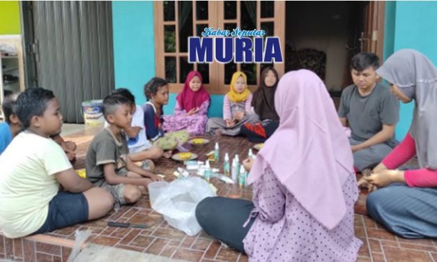 PERDULI COVID-19, MAHASISWA KKN UIN AJARKAN ANAK-ANAK MEMBUAT HANDSANITIZER ORGANIK.