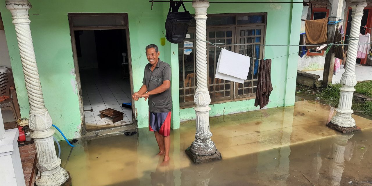 Tanggul Tambak Jebol Puluhan Rumah di Desa Surodadi Tergenang