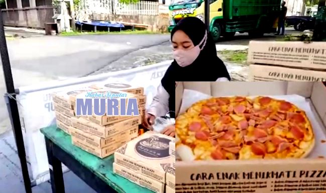 Mahasiswa Ini Jualan Pizza Serba Rp 10.000 , Di Jalan Pemuda Jepara