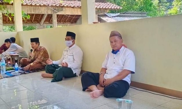 Khoul dan Do’a Bersama , Pengurus Ranting NU Ngabul Adakan 50 Khataman Qur’an bil Ghoib