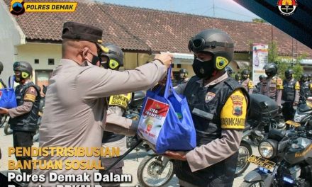 1.000 Paket Sembako dibagikan ke Warga Terdampak PPKM Darurat