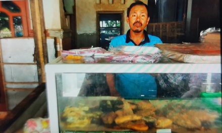 Pemilik Warung Makan ini Senang dapat BPUM 1,2 Juta ,Langsung Cair dengan Antrian On line