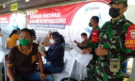 Serbuan Vaksinasi Kodam IV Diponegoro,1.206 Karyawan PT. CWM Mranggen Terima Suntik Vaksin Dosis Kedua