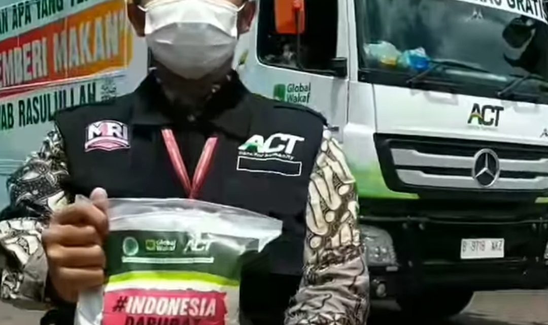 Humanity Rice Truck – ACT Bagikan Ratusan Kilo Beras untuk Warga Rusun Plamongan Sari