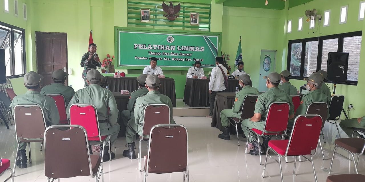 Linmas Tedunan Dilatih PBB dan Kedisiplinan