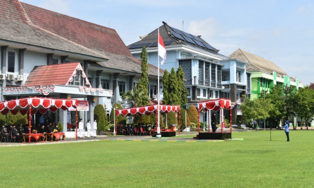 Upacara Peringatan Hari Pahlawan Tahun 2021 Kabupaten Demak dengan protokol kesehatan ketat