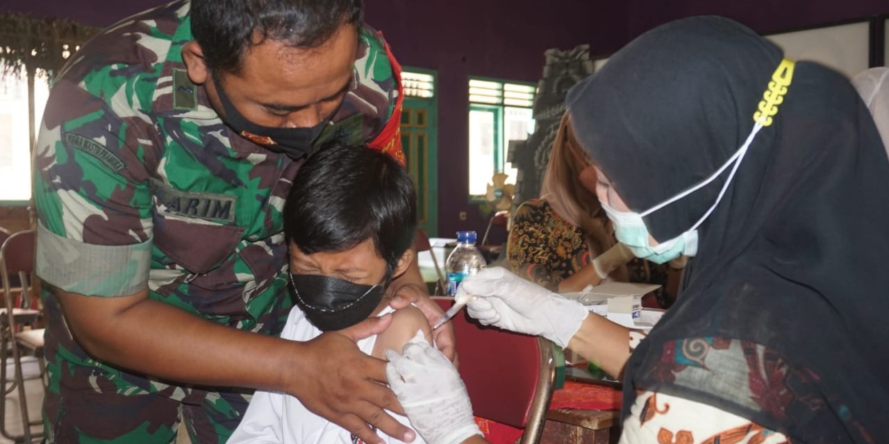 Kodim Demak Gelar Vaksinasi di SDN Batursari 5, Antusias Siswa Siswi Cukup Tinggi