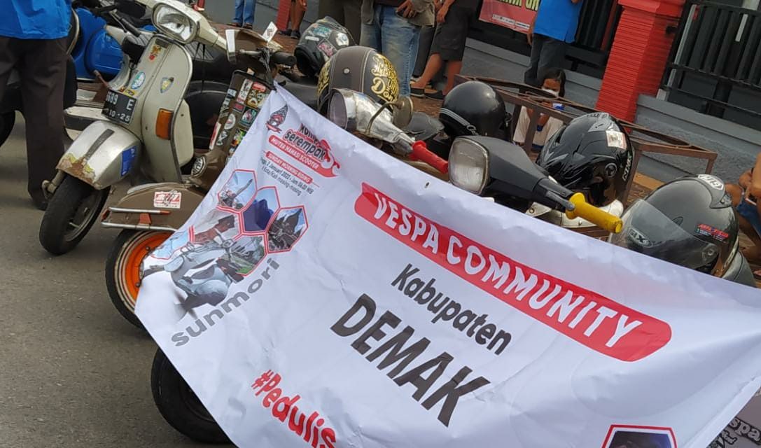 Komunitas Vespa Demak Himpun Dana Peduli Sesama