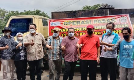 Operasi Pasar Minyak Goreng Bagi Pedagang dan Konsumen Di Demak