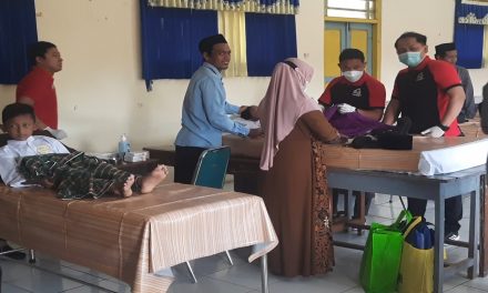 HUT  ke 58 SMPN 1 Pecangaan Alumni  Gelar Khitanan Massal