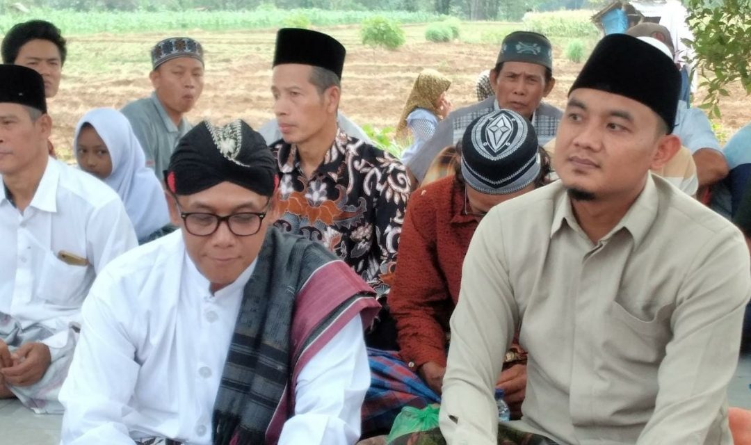 HAMENGETI CIKAL BAKAL DESA RAGUKLAMPITAN BATEALIT JEPARA