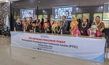 Pelantikan Pengurus Pusat Perkumpulan Teacherpreneur Indonesia Cerdas (PTIC): Mampuono, S.Pd, M.Kom Ketua Umum Periode 2022-2027