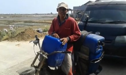 Air PDAM Wedung  Tak Layak Untuk Minum ,Warga Masih Membeli Air Bersih Dari Jepara