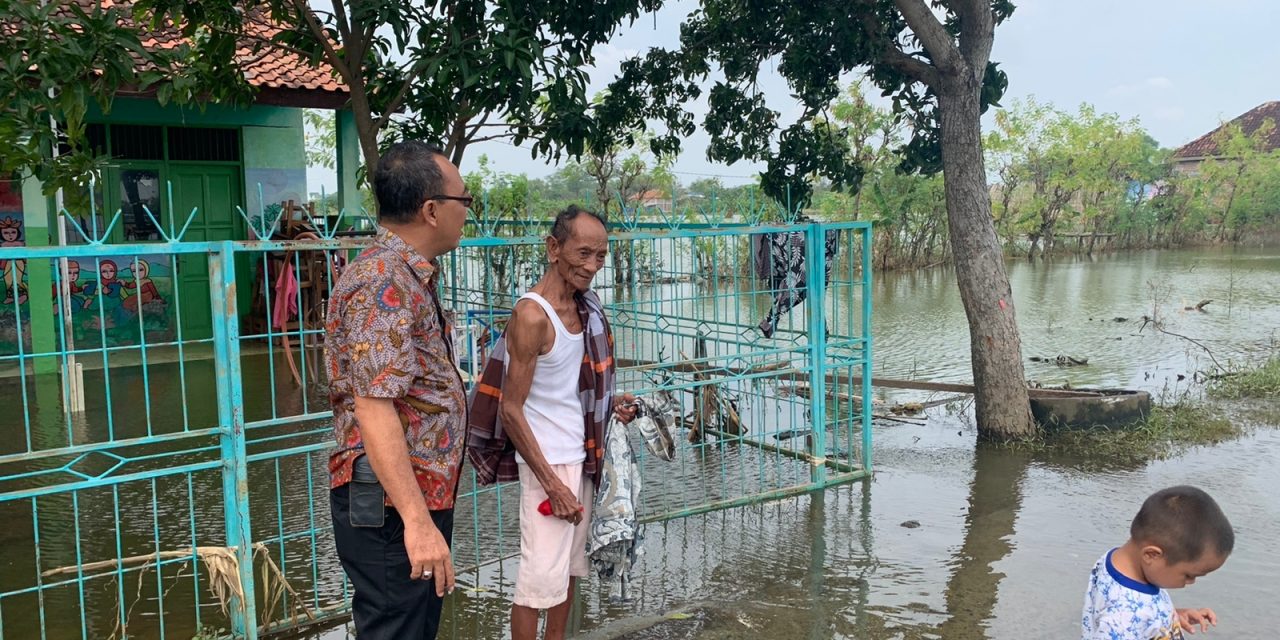 Banjir Demak  Belum surut, Masih Banyak Warga Mengungsi