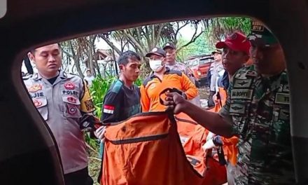 Nelayan Demak Jatuh Ke Laut, Ditemukan MD di Pantai Pailus Jepara