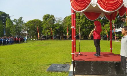 Bupati Pukul Kentongan Membuka Festival Olahraga Kabupaten 2023