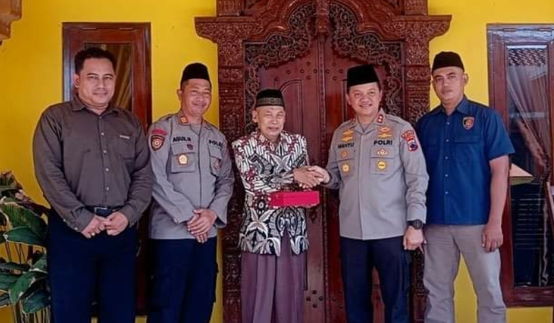 Silaturahmi Kapolres Jepara Ke Ketua PD Muhammadiyah Jepara