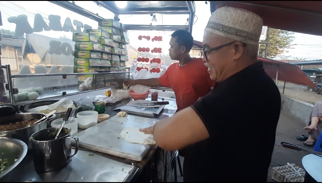 Kue Bandung dan Martabak Telor Pak Choiri Pecangaan Sudah 23 Tahun