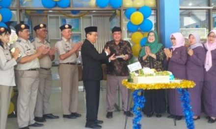 Ulang Tahun ke-63 Agraria, Ditandai Pemotongan Tumpeng