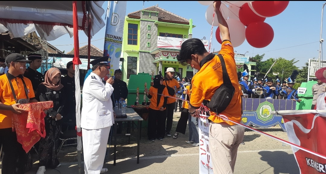 Desa Tedunan Demak Syukuran HUT Kemerdekaan RI ke 78 Karnaval dan Bersholawat