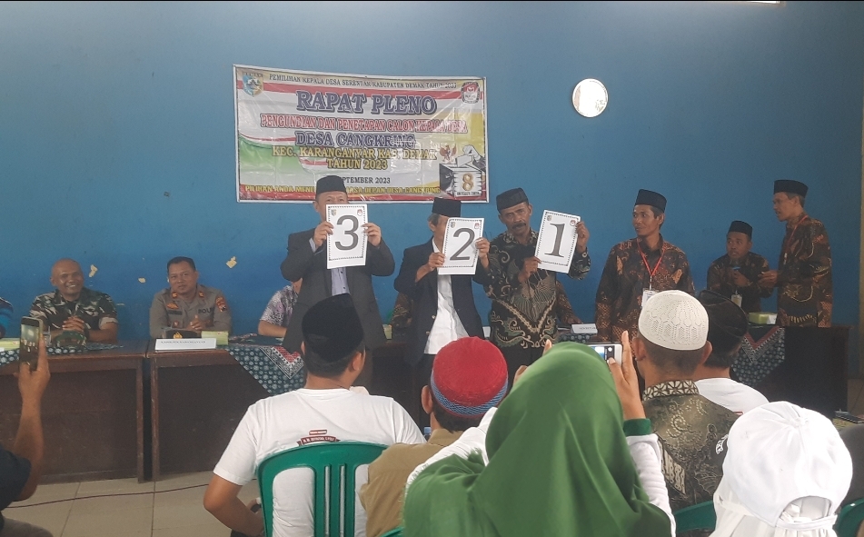 Penetapan Calon ,Pengundian dan Visi Misi Calon Kades Desa Cangkring Demak Kondusif