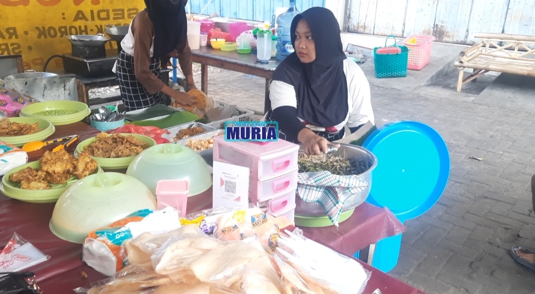 Warung Pecel “Nusantara” Khas Jepara , Sudah 10 Tahunan Lebih Layani Pelanggan Setia